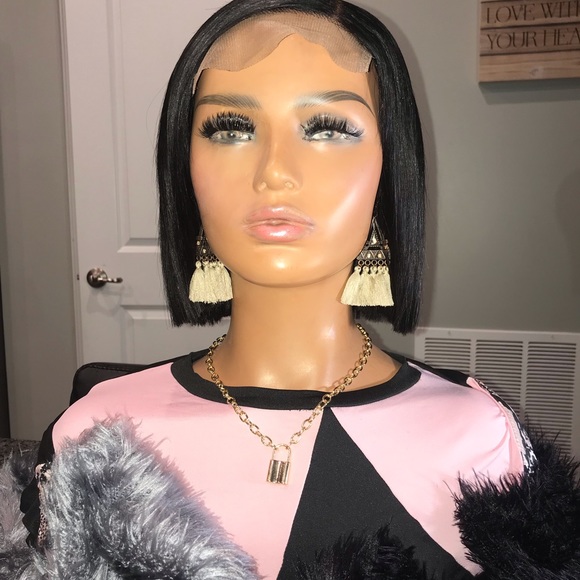 Brazilian Human Hair Wig -Blunt Bob - Picture 2 of 8